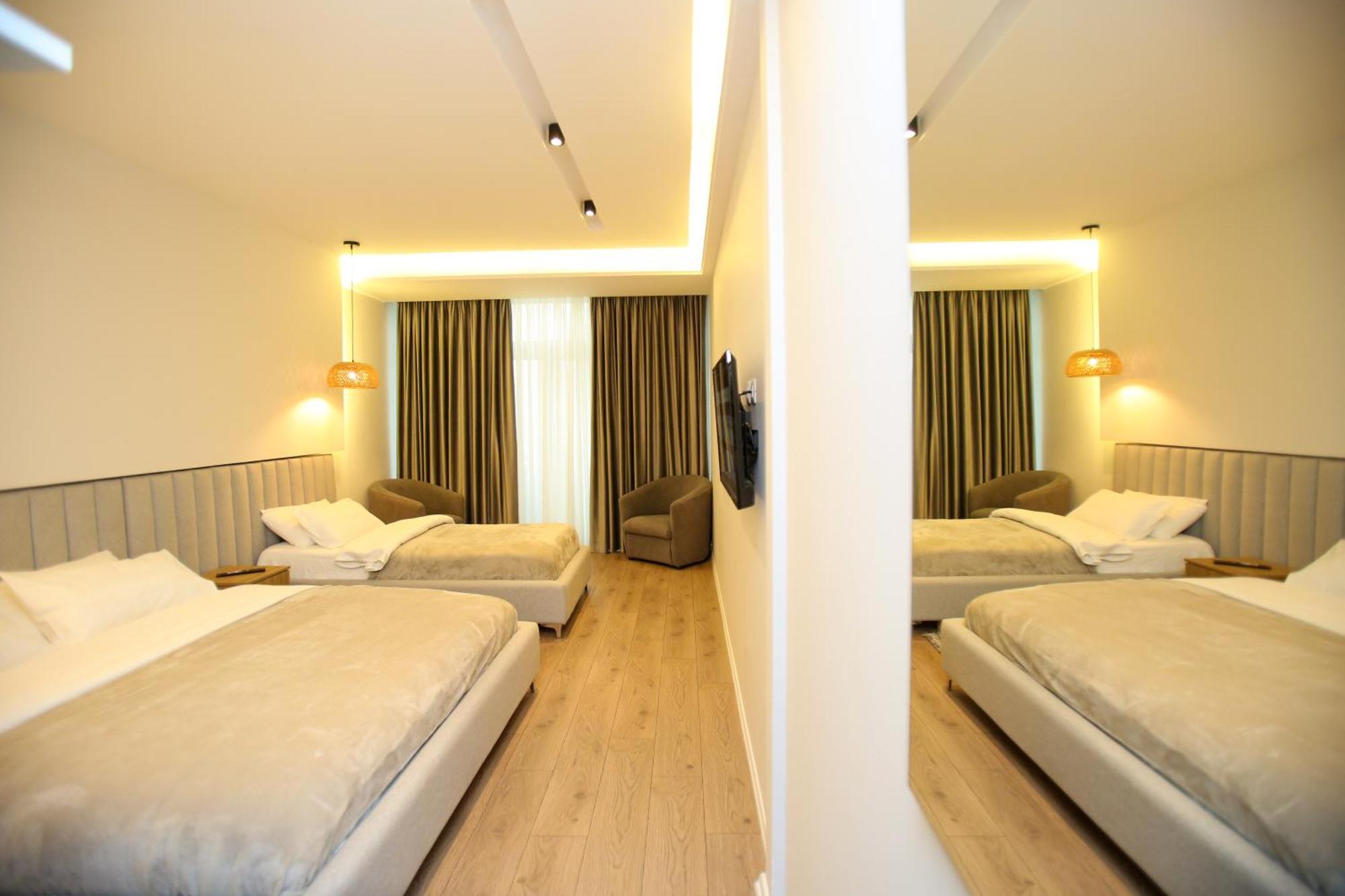 International Hotel Wlora