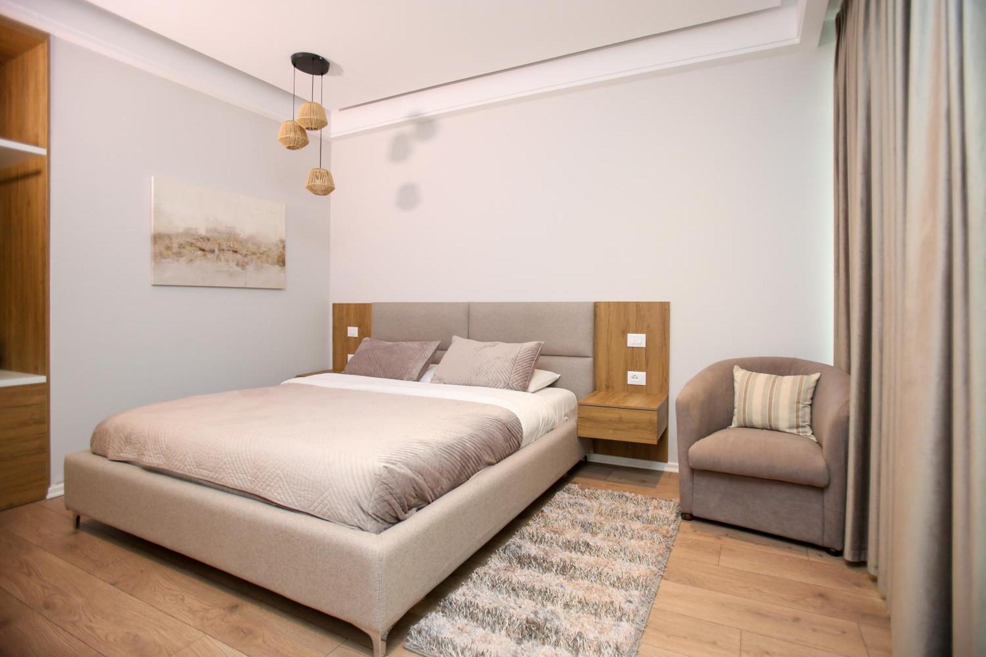 Hotel International Wlora