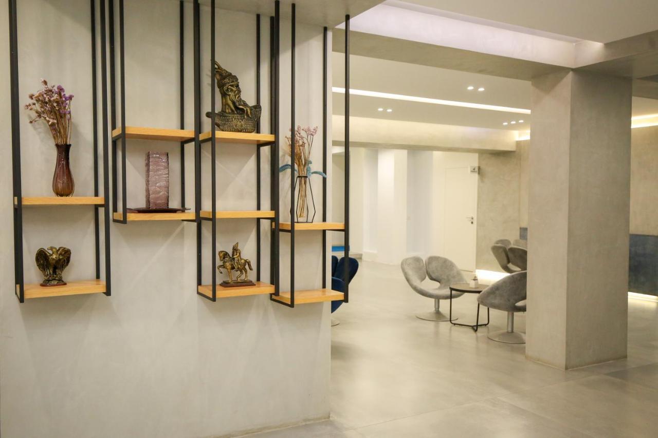 International Hotel Wlora