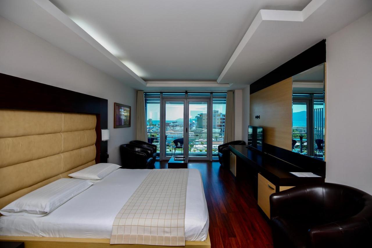 Hotel International Wlora