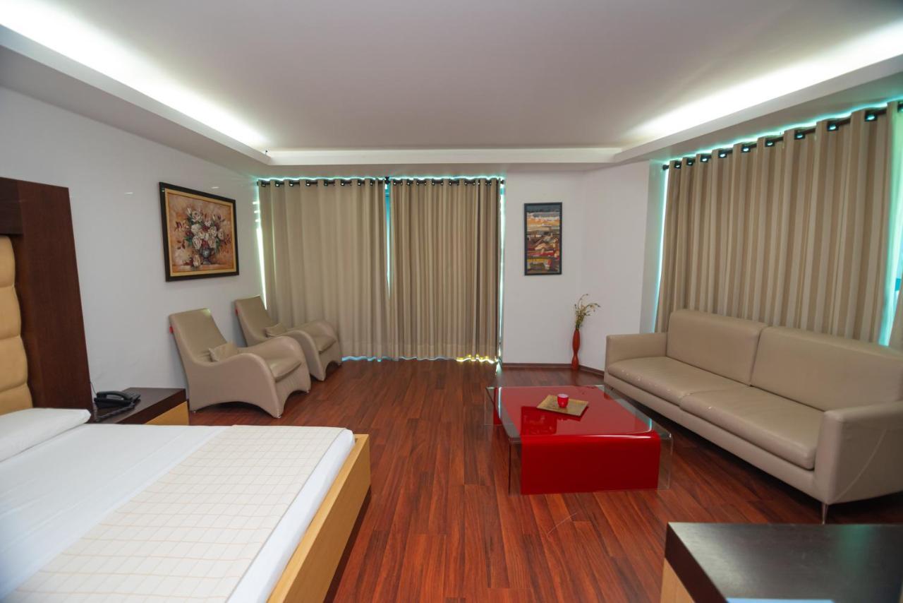International 4* Vlorë