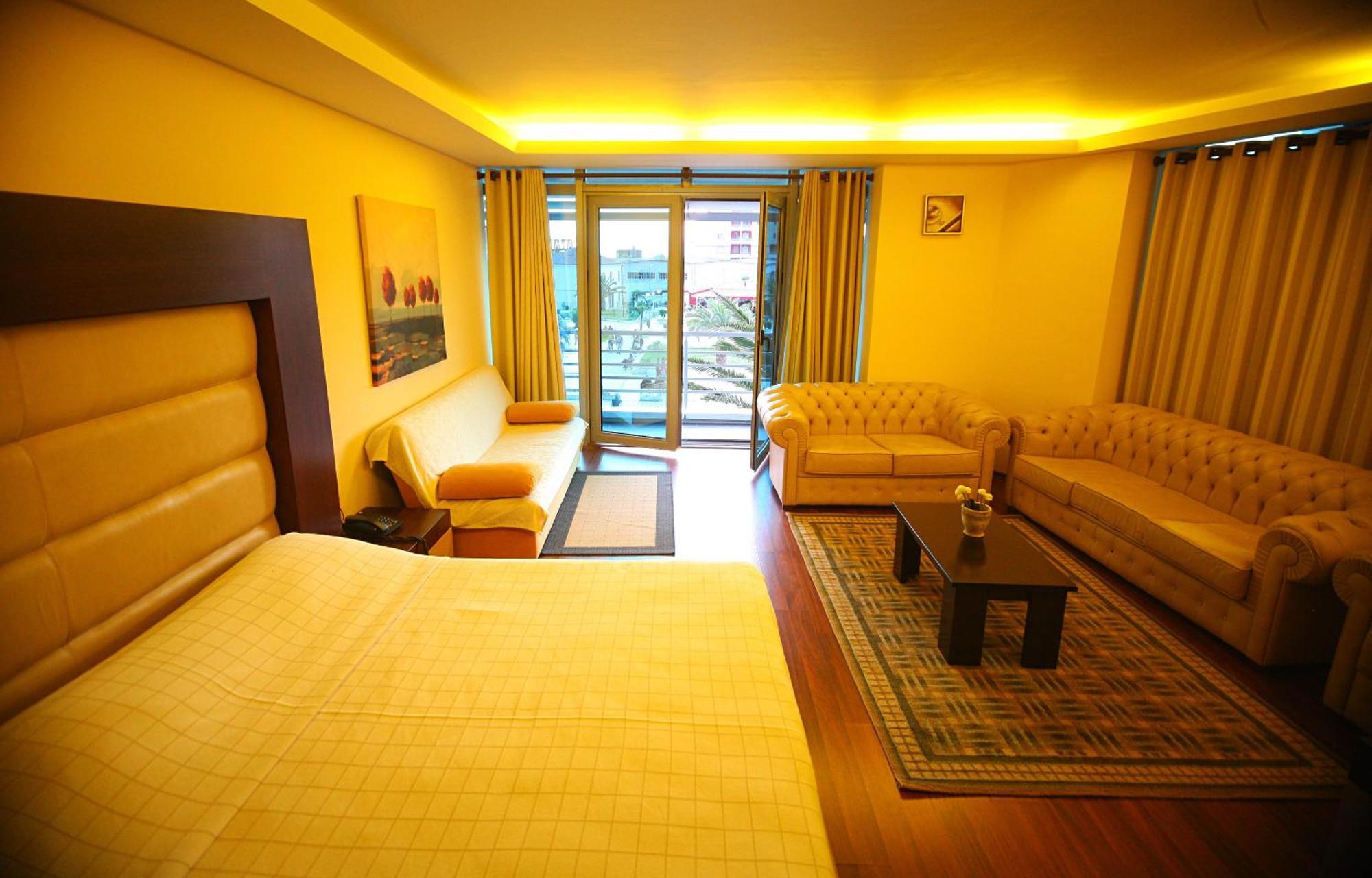 International Hotell 4*